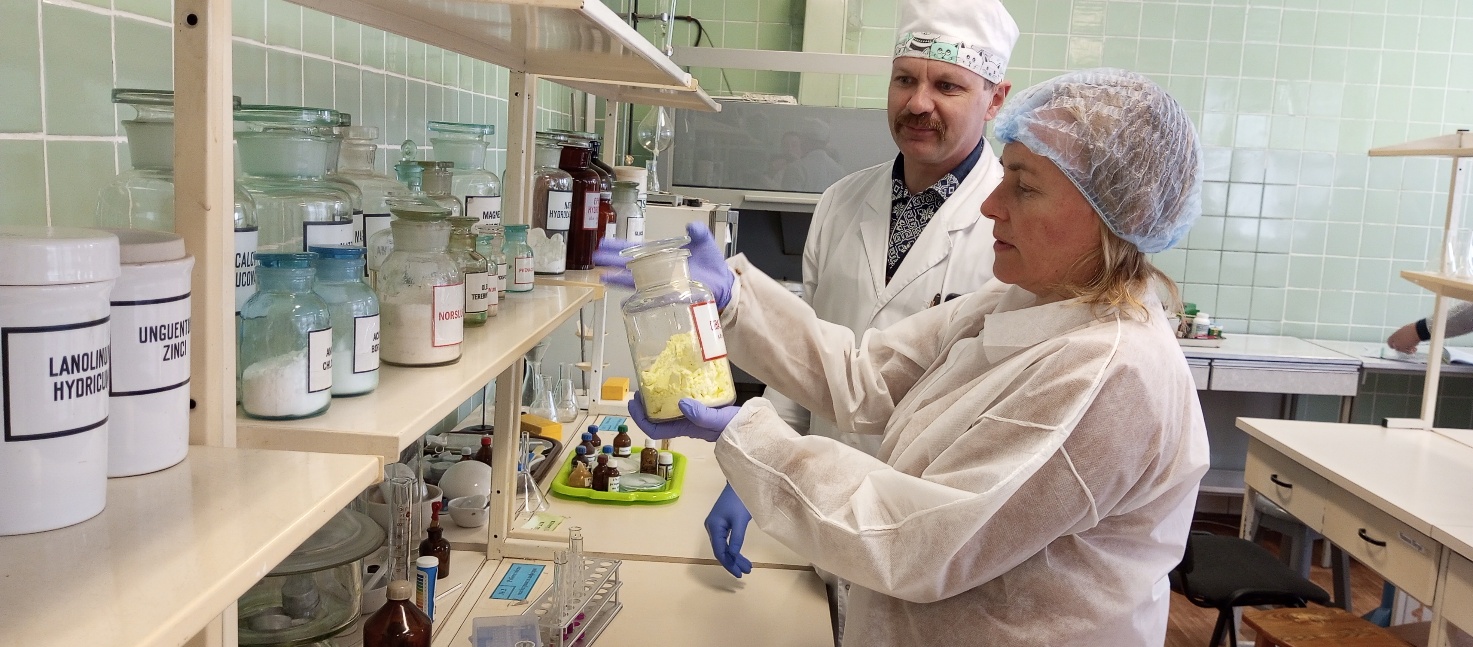 Зображення, що містить у приміщенні, Медичне обладнання, Обладнання лабораторії, охорона здоров’я</p>
<p>Вміст на основі ШІ може бути неправильним.