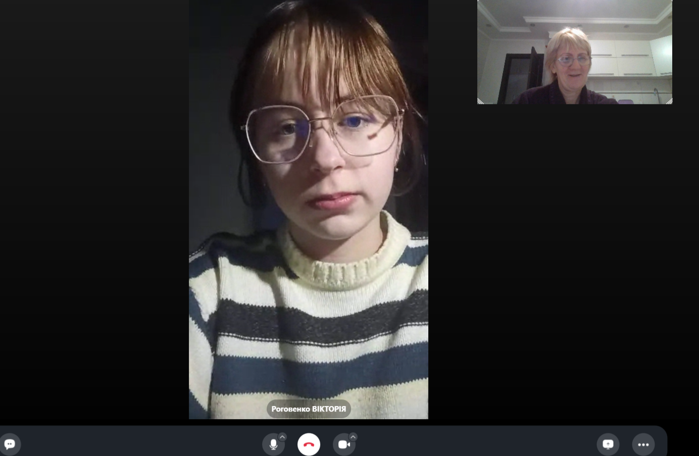 Зображення, що містить Обличчя людини, особа, окуляри, знімок екрана</p>
<p>Вміст на основі ШІ може бути неправильним.