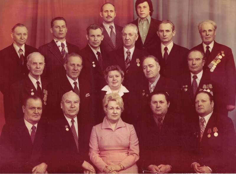 E:\Флешка\сайт кафедри НТ 1\Old\Foto_kaf\Кафедра 1980 г.jpg