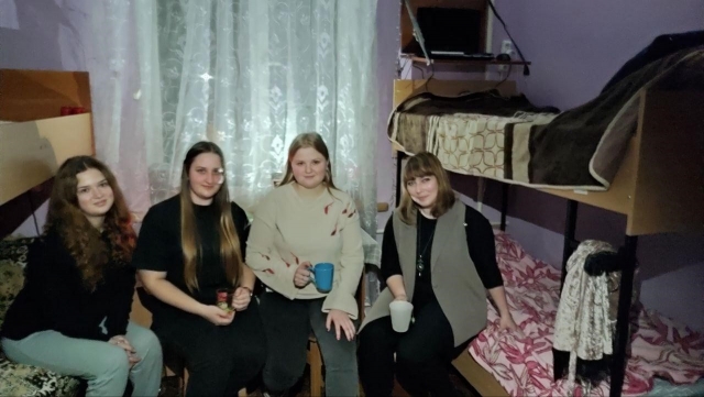 Изображение выглядит как человек, в позеАвтоматически созданное описание